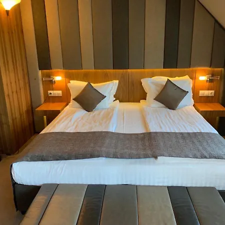 All Seasons Residence Design Hotel - Free Parking 소피아