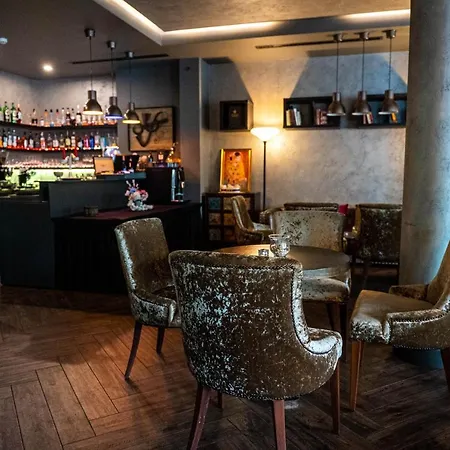 All Seasons Residence Design Hotel - Free Parking 5* 소피아