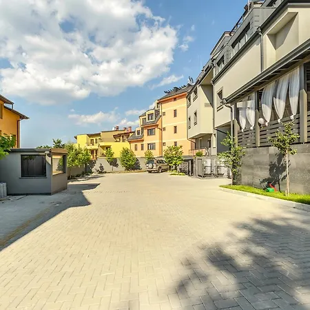 All Seasons Residence Design Hotel - Free Parking 호텔