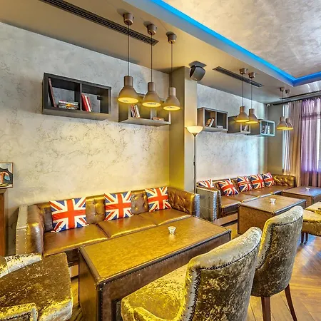 All Seasons Residence Design Hotel - Free Parking 호텔