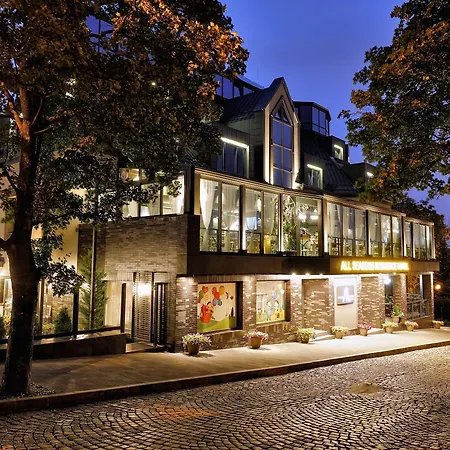 호텔 All Seasons Residence Design Hotel - Free Parking 5*